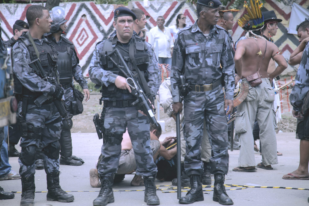 Remoção forçada da Aldeia Maracanã - Março de 2013