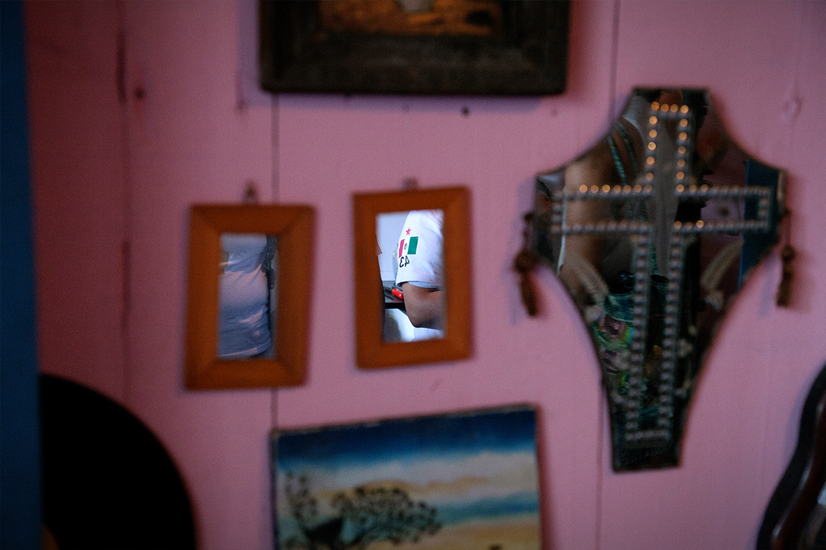 Familiares dos estudantes desaparecidos no Museu da Maré — Foto: Rafael Daguerre